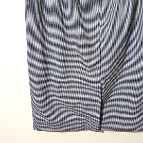 Ann Taylor Factory Houndstooth Pencil Skirt - Picture 5 of 6